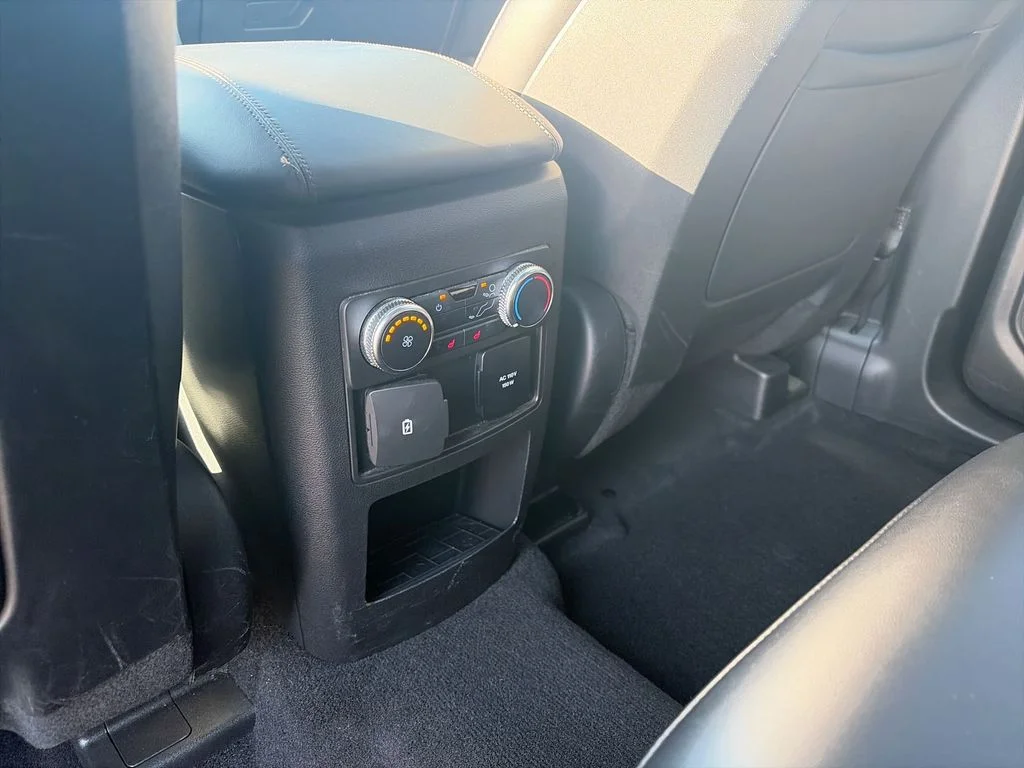 Used 2020 Blue Ford Platinum image 28
