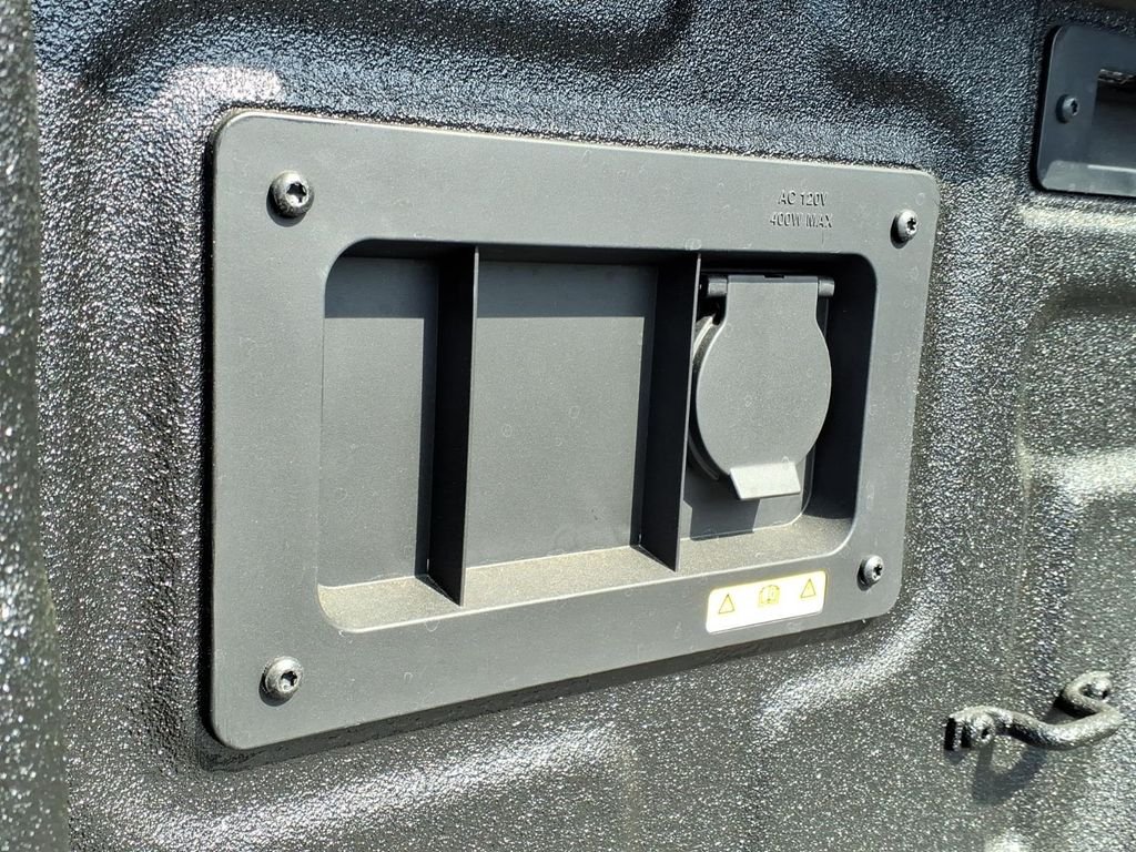 New 2026 Shadow Black Ford XLT image 9