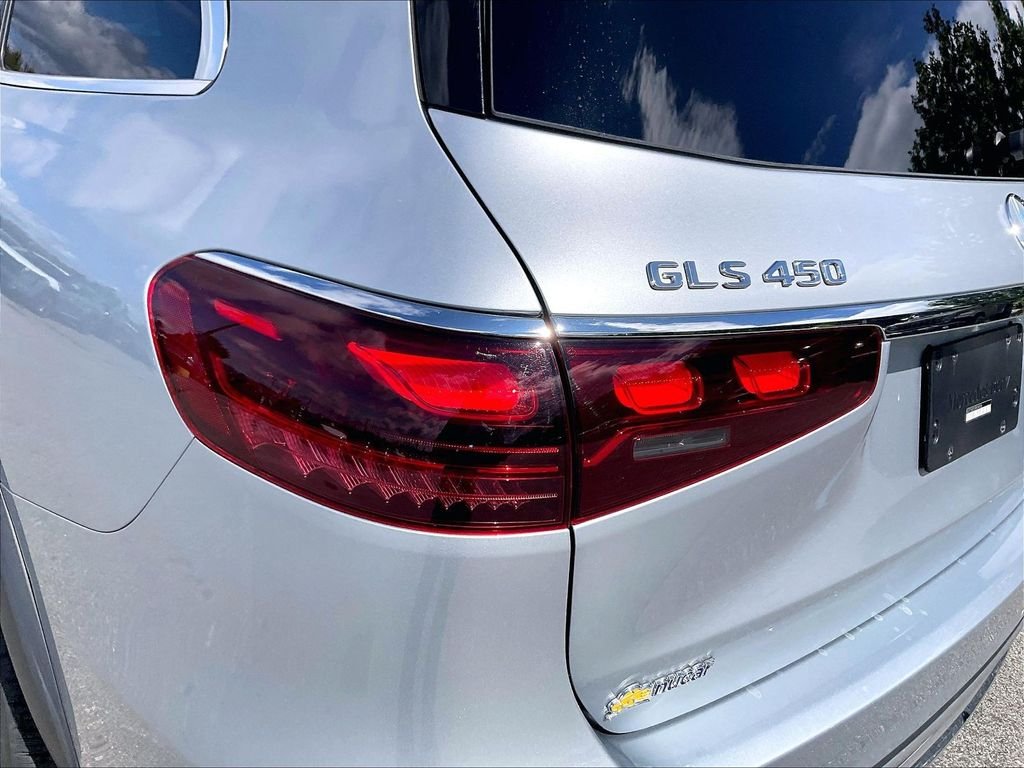 Used 2025 Cirrus Silver Metallic Mercedes-Benz GLS 450 image 33