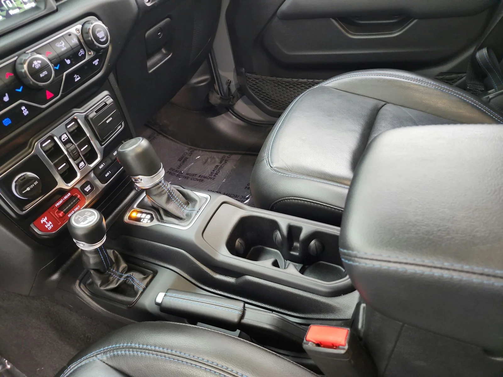 Used 2023 Sting-Gray Clearcoat Jeep Rubicon 4x4 image 11