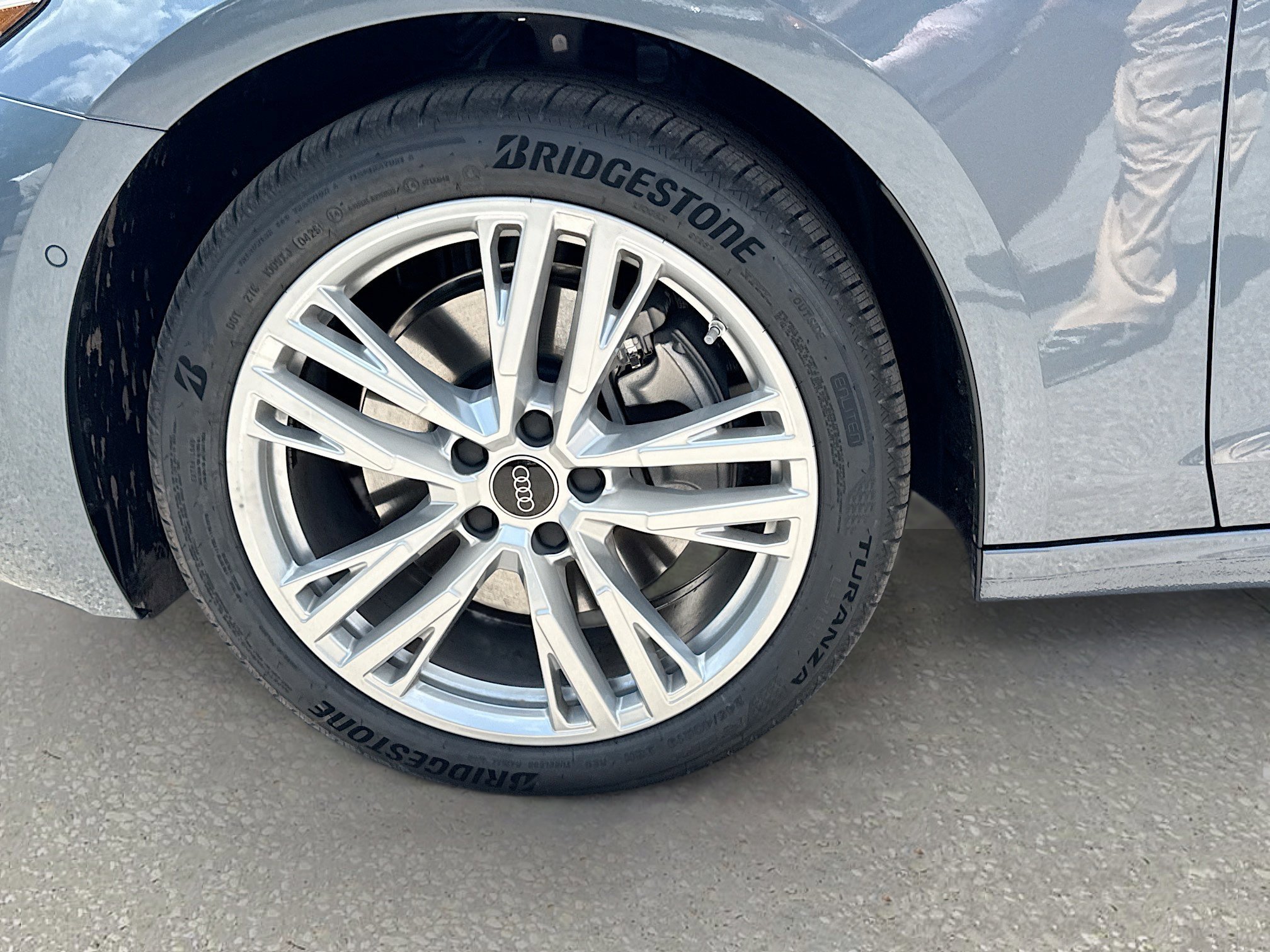 New 2026 Horizon Blue Metallic Audi Premium image 41