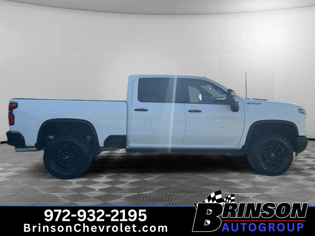 Used 2025 Summit White Chevrolet ZR2 image 4