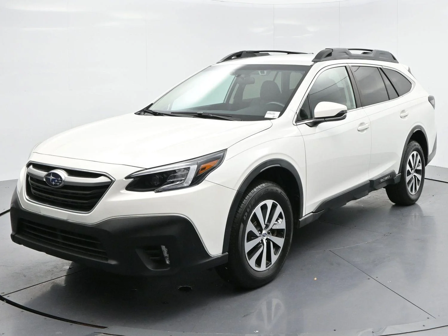 Used 2020 Crystal White Pearl Subaru Premium image 3