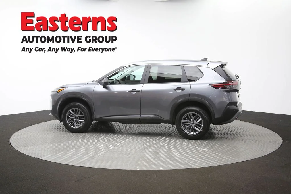 Used 2023 Gray Nissan S image 61