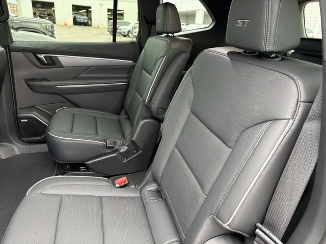 2026 Buick Enclave Sport Touring - Photo 19