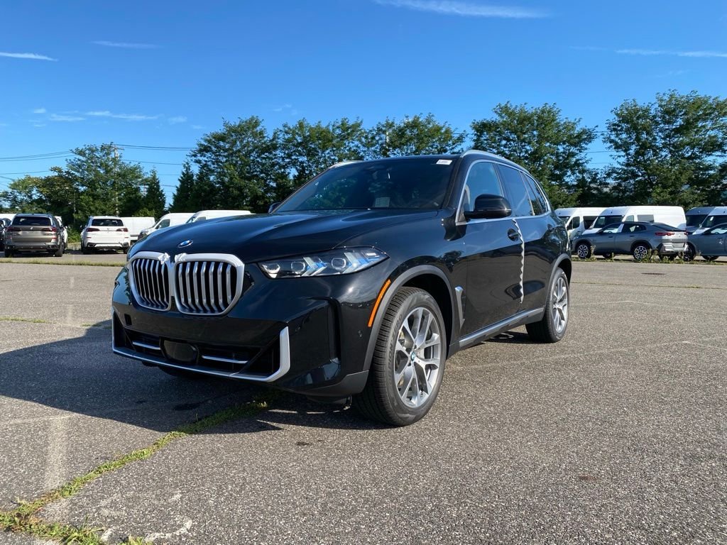 New 2026 Black Sapphire Metallic BMW xDrive40i image 1