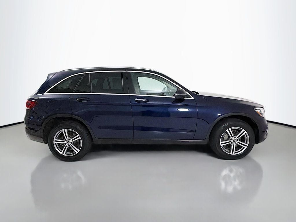 Used 2022 Lunar Blue Metallic Mercedes-Benz GLC 300 4MATIC® SUV image 8
