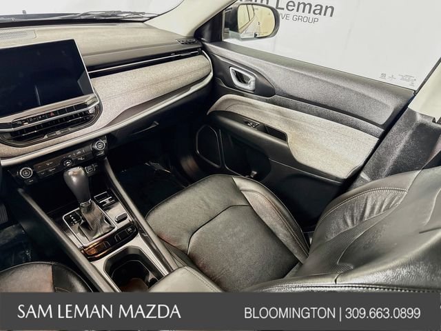 Used 2022 Blue Jeep Latitude Lux image 21