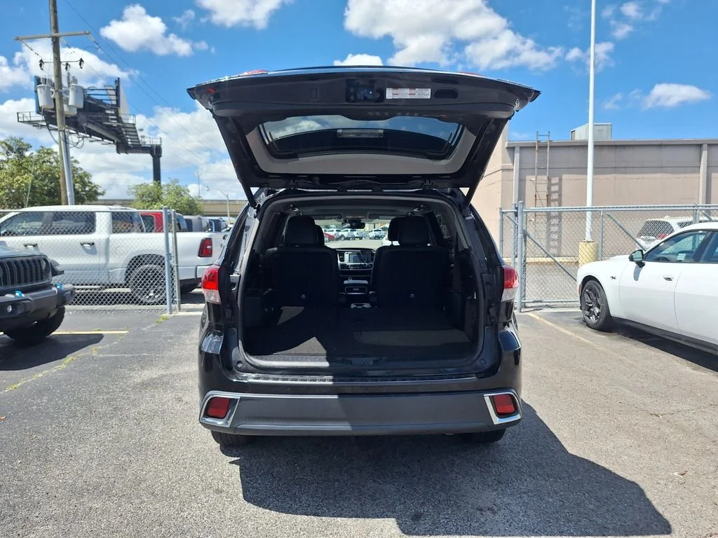 Used 2019 Black Toyota Limited image 26
