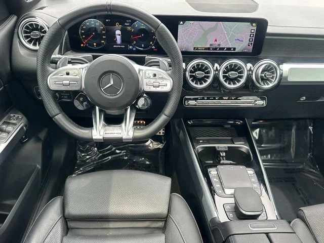 Used 2023  Mercedes-Benz GLB 35 AMG® image 19