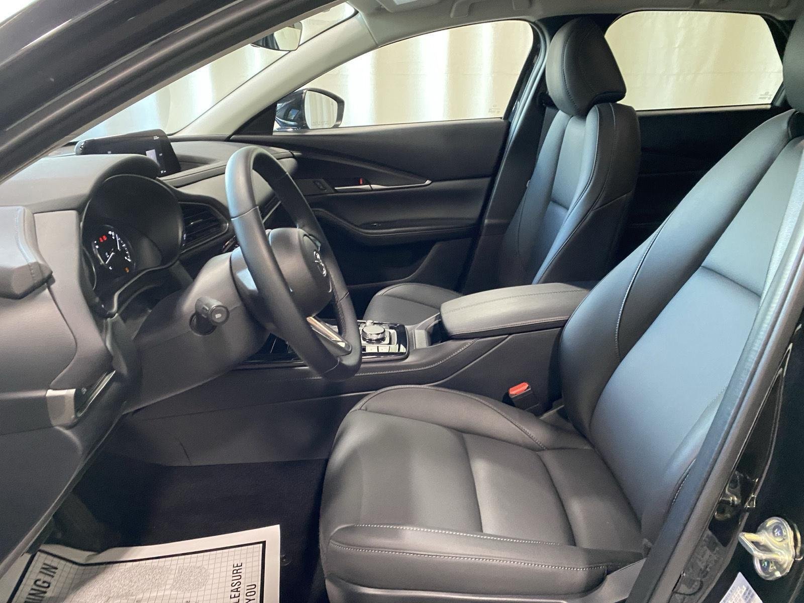 New 2025 Jet Black Mica Mazda 2.5 S Select Sport AWD image 16