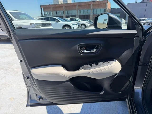 Used 2023 Gray Honda LX image 11