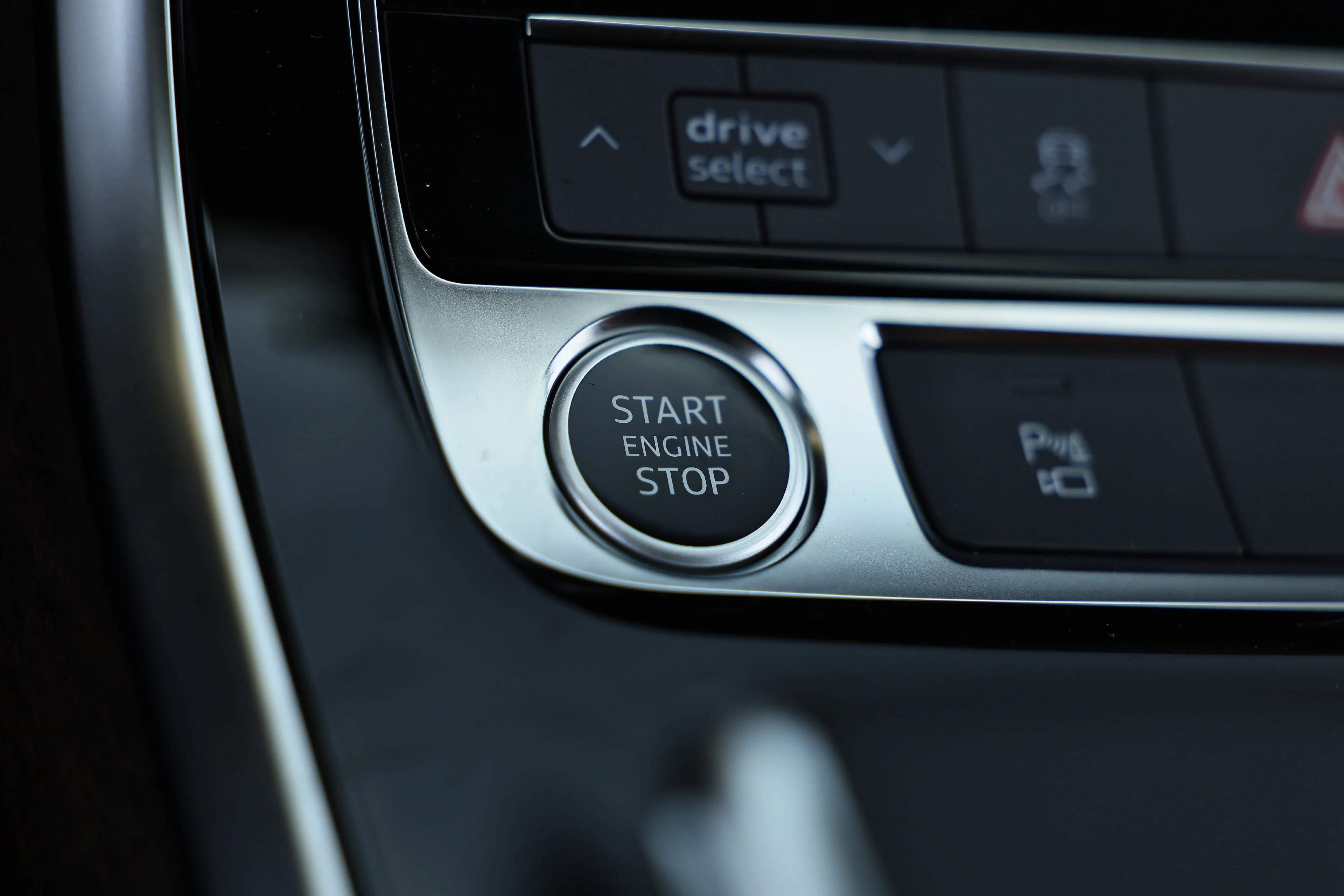New 2026 Waitomo Blue Metallic Audi 55 Premium image 38