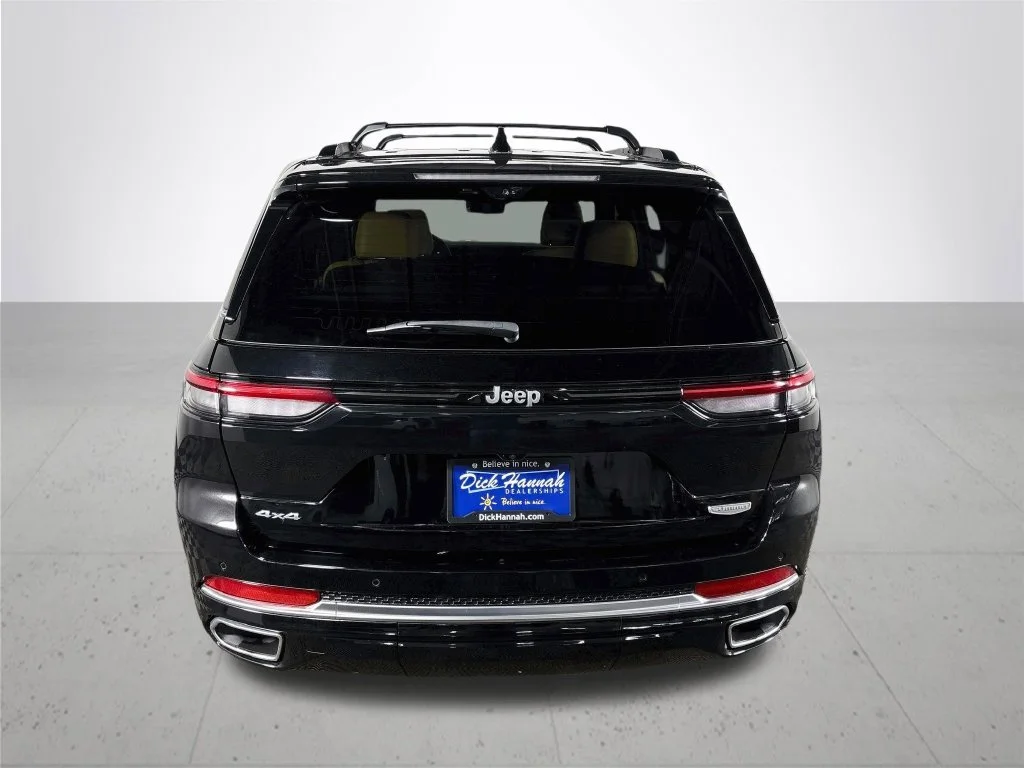 Used 2023 Black Jeep Summit Reserve image 7