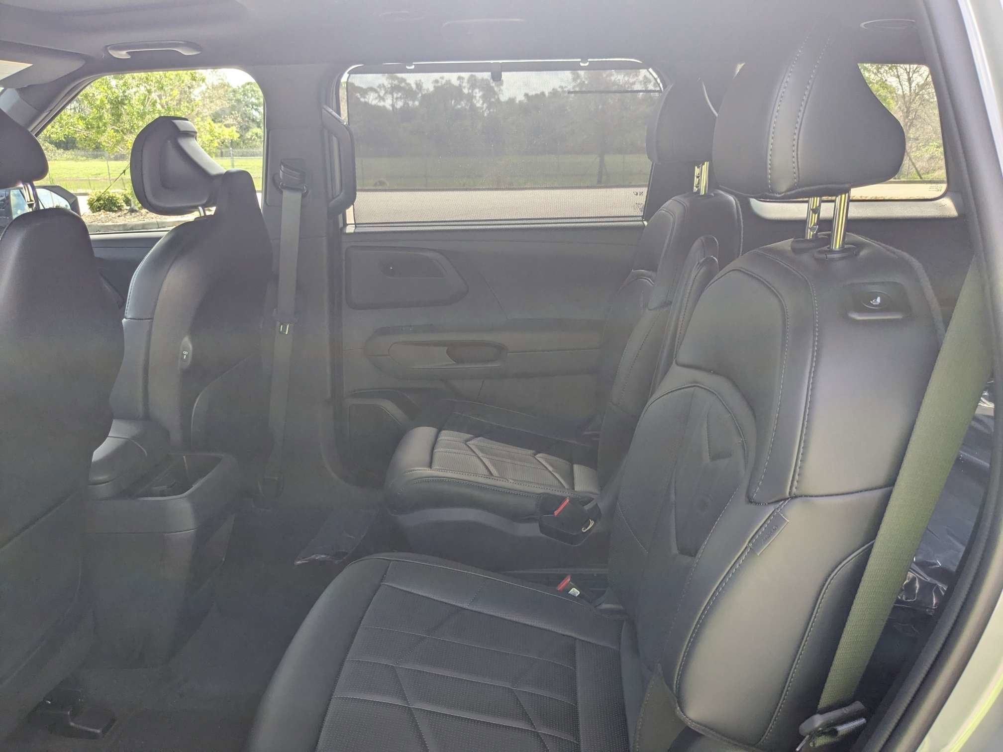 New 2027 Wolf Gray Kia X-LINE SX image 21