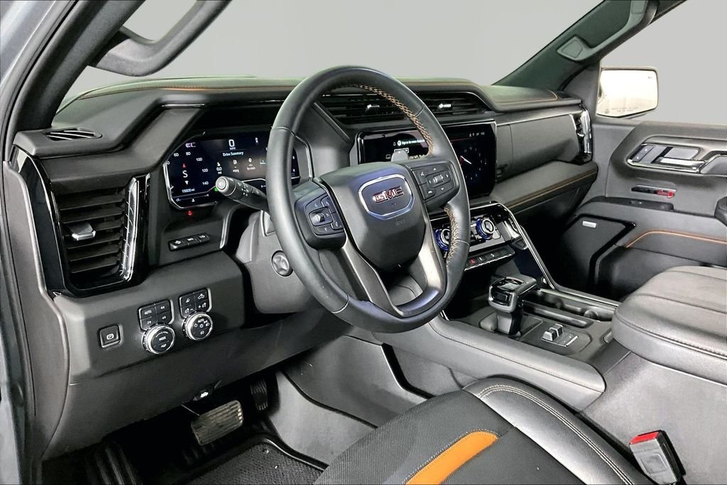Used 2025 Silver GMC AT4 image 17