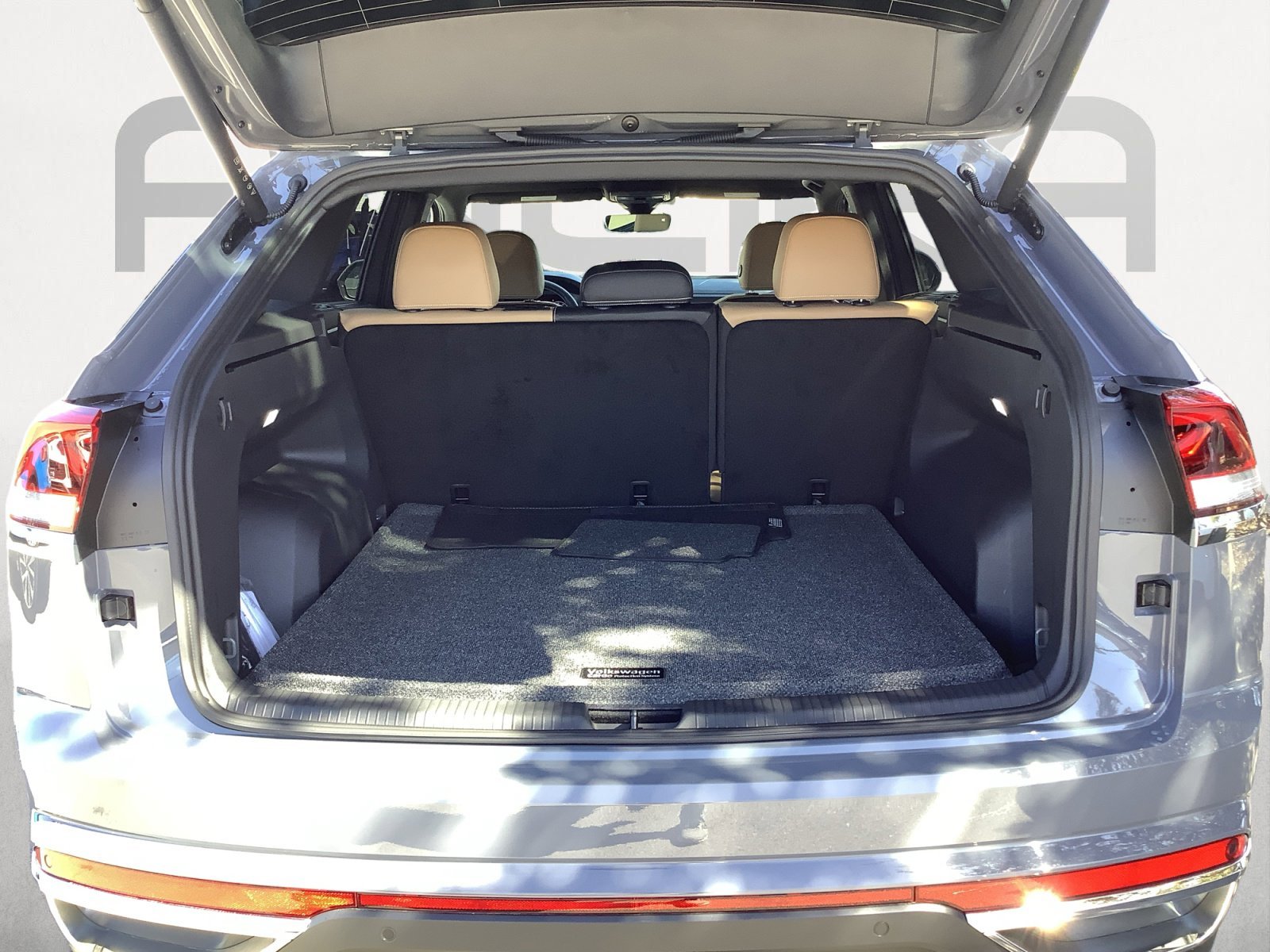 New 2026 Pure Gray Volkswagen 2.0T SEL image 10