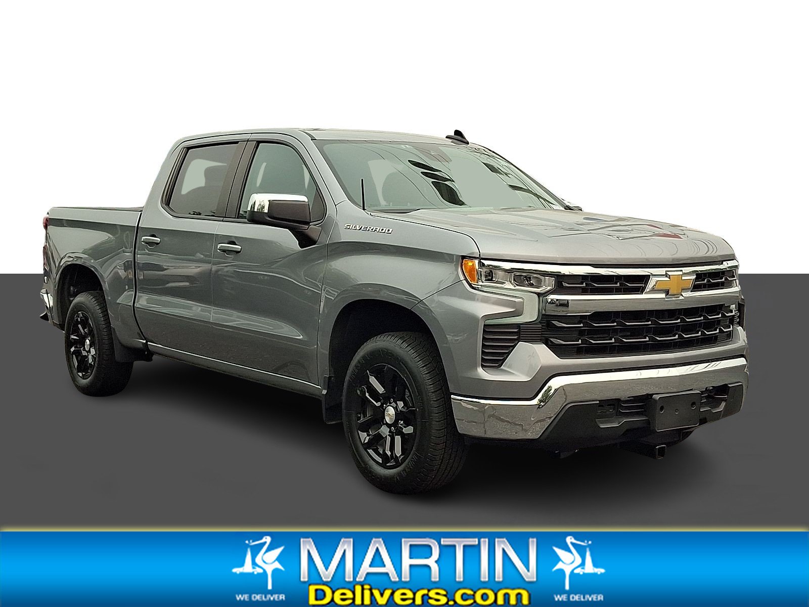Used 2023 Sterling Gray Metallic Chevrolet LT image 1