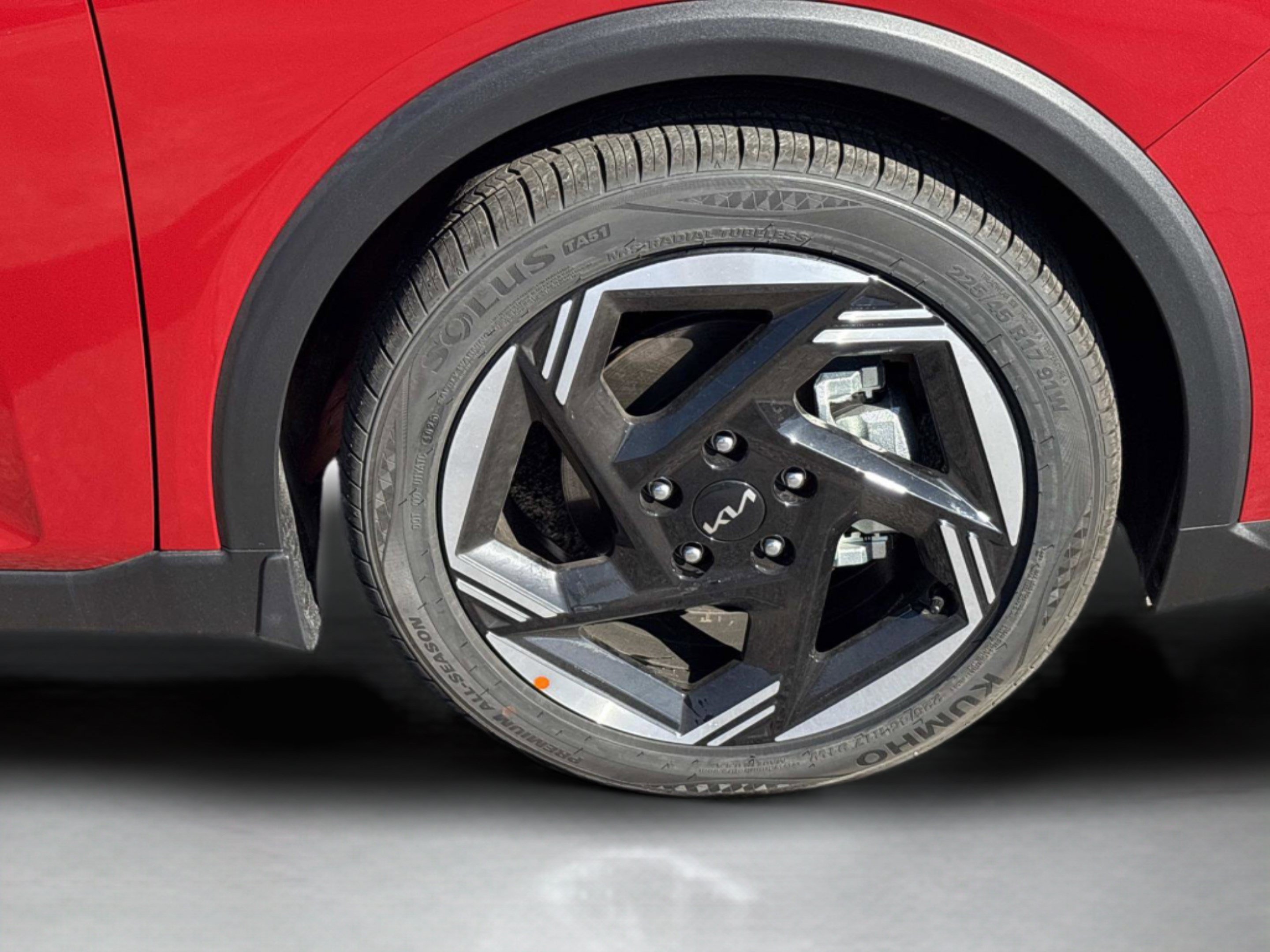2025 Kia K4 EX - Photo 9