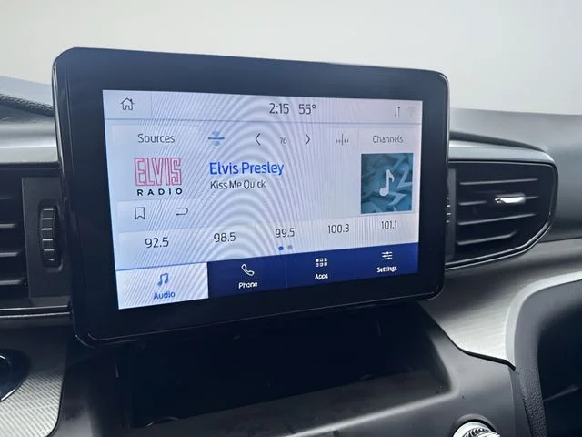 Used 2020 Blue Ford XLT image 16