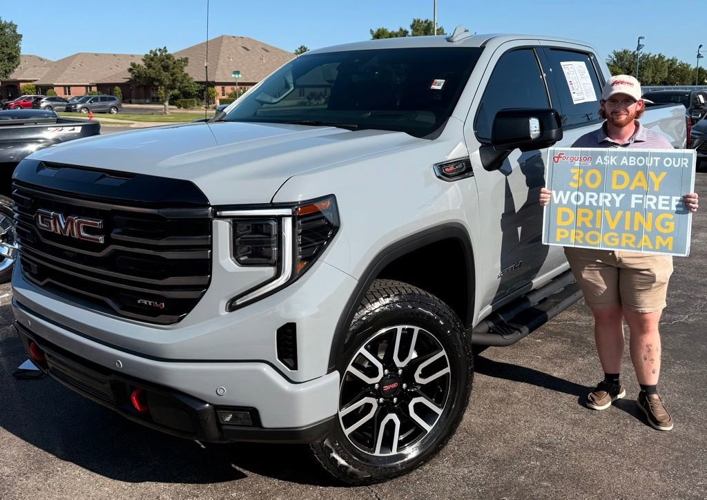 2025 GMC Sierra 4WD Crew Cab Short Box AT4's photo