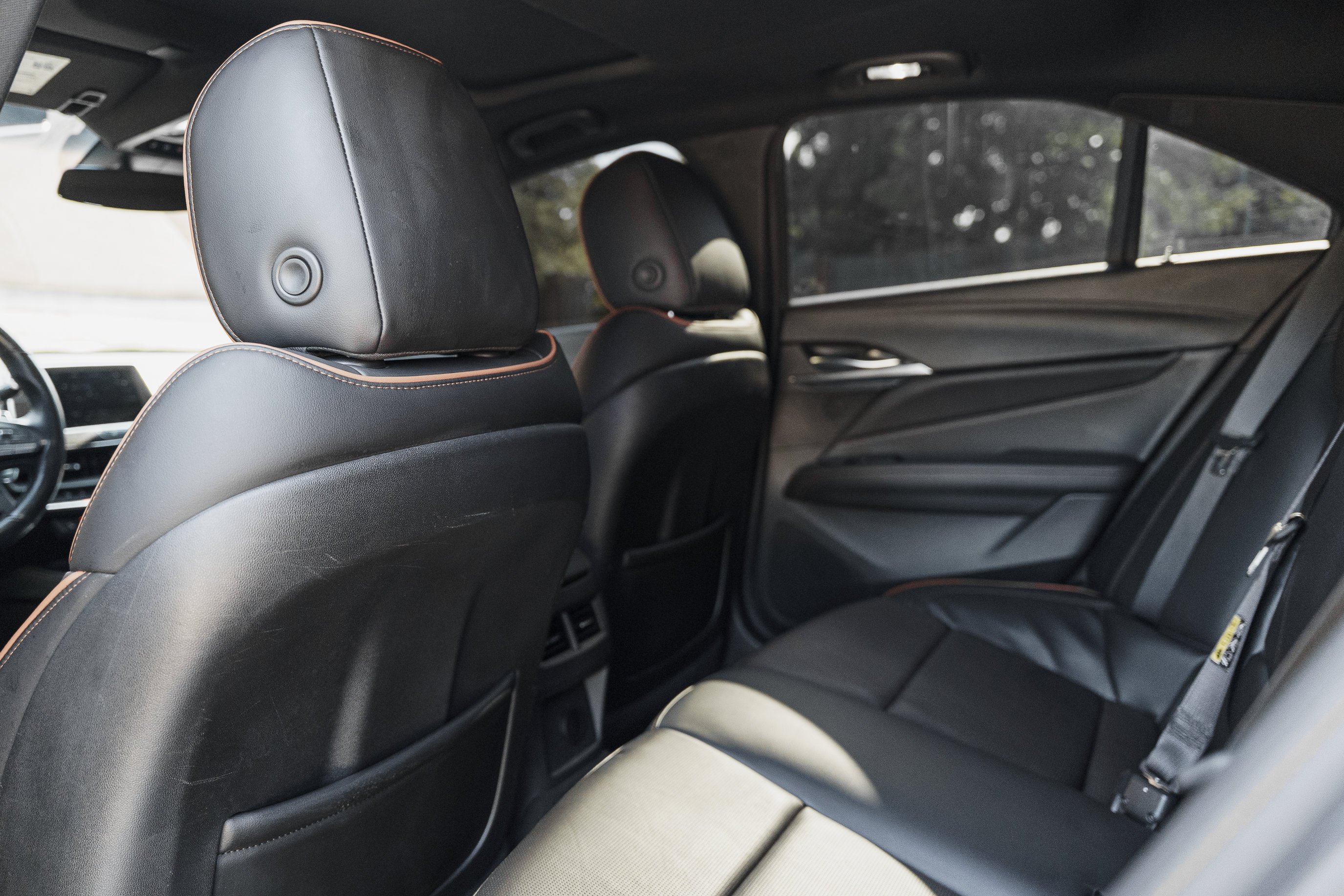 Used 2022 Summit White Cadillac VSERIES image 24