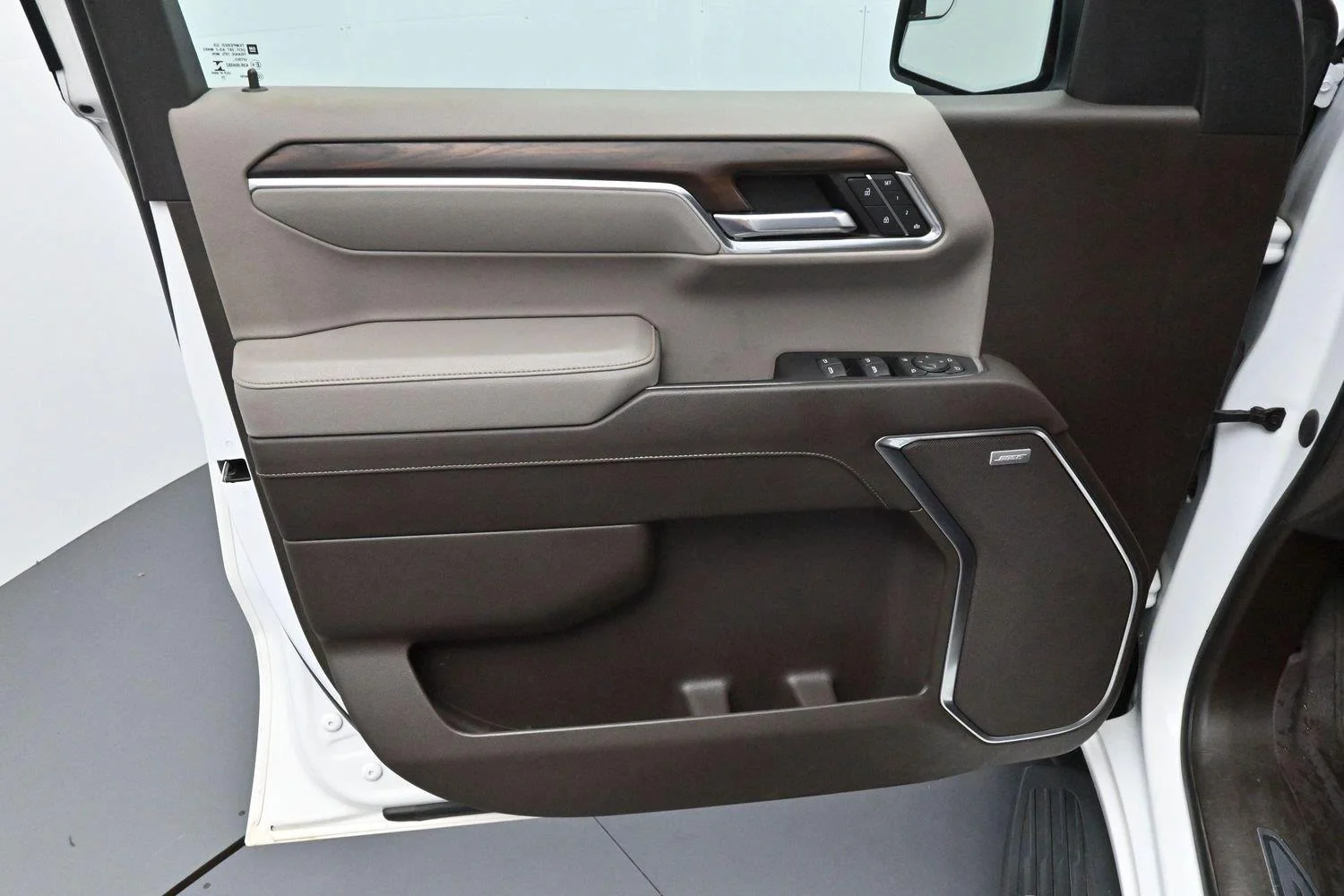 Used 2022 Summit White GMC SLT image 10