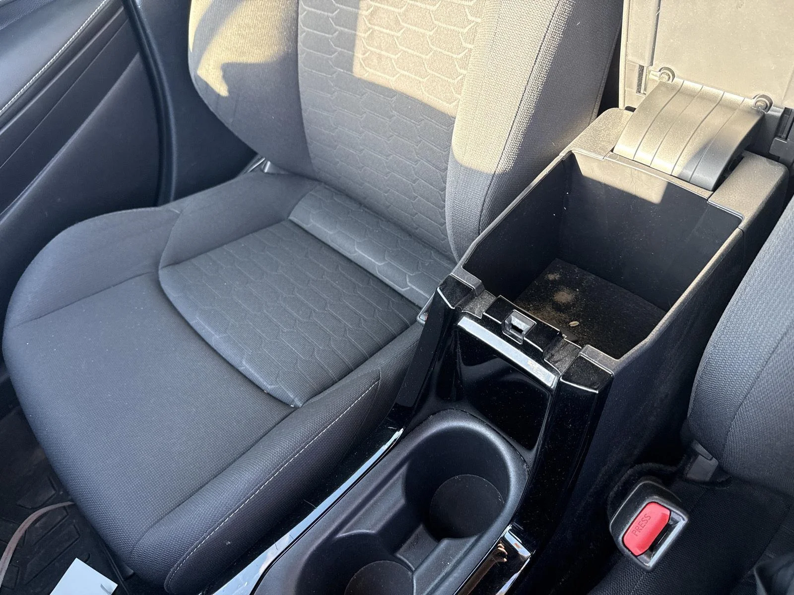 Used 2019 Classic Silver Metallic Toyota SE image 15