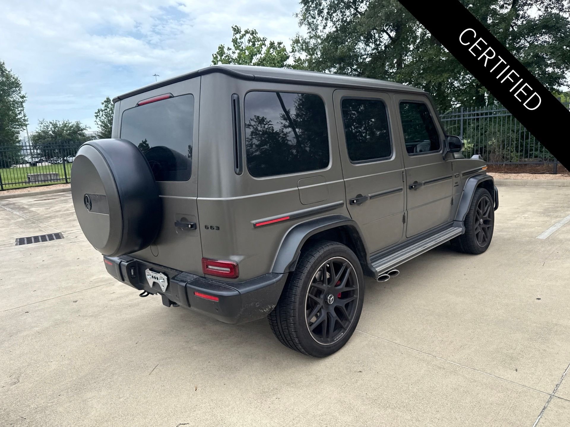 Certified Used 2023 MANUFAKTUR dark olive Green magno Mercedes-Benz G 63 AMG® image 4