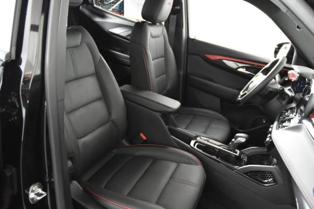 Used 2025 Black Chevrolet RS image 34