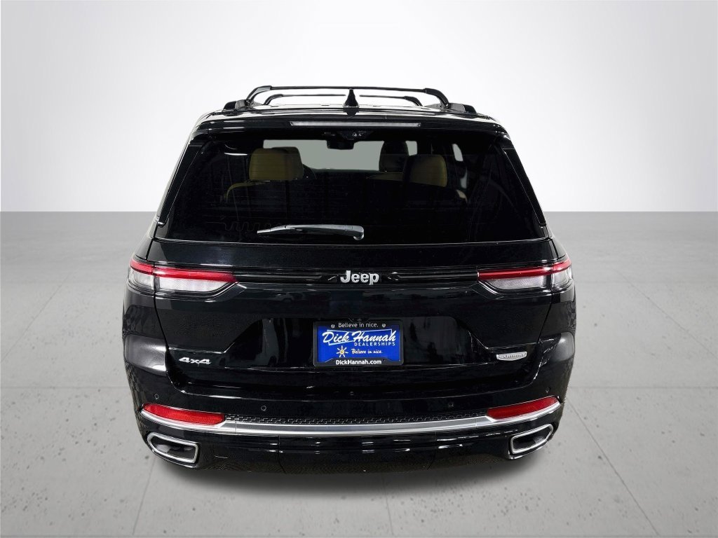 Used 2023 Diamond Black Jeep Summit Reserve image 7