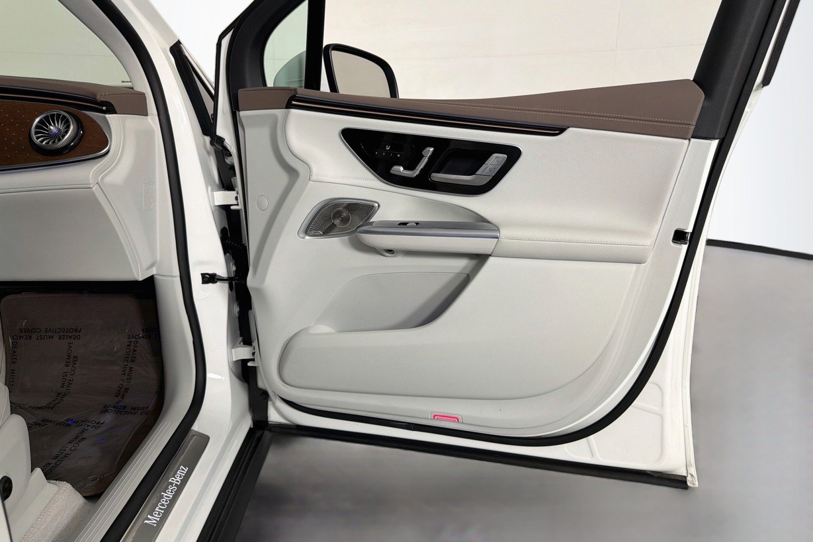 Certified Used 2024 Polar White Mercedes-Benz 350+ image 24