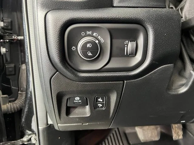 Used 2022 Black Ram Big Horn/Lone Star image 18