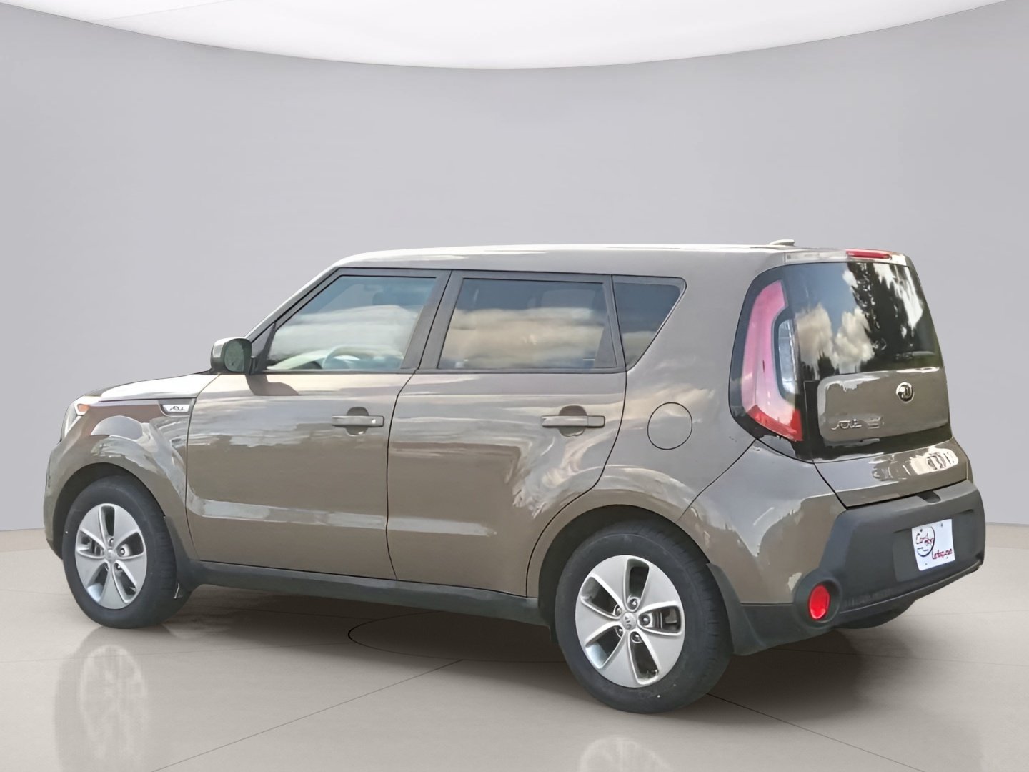 Used 2015 Brown Kia BASE image 5