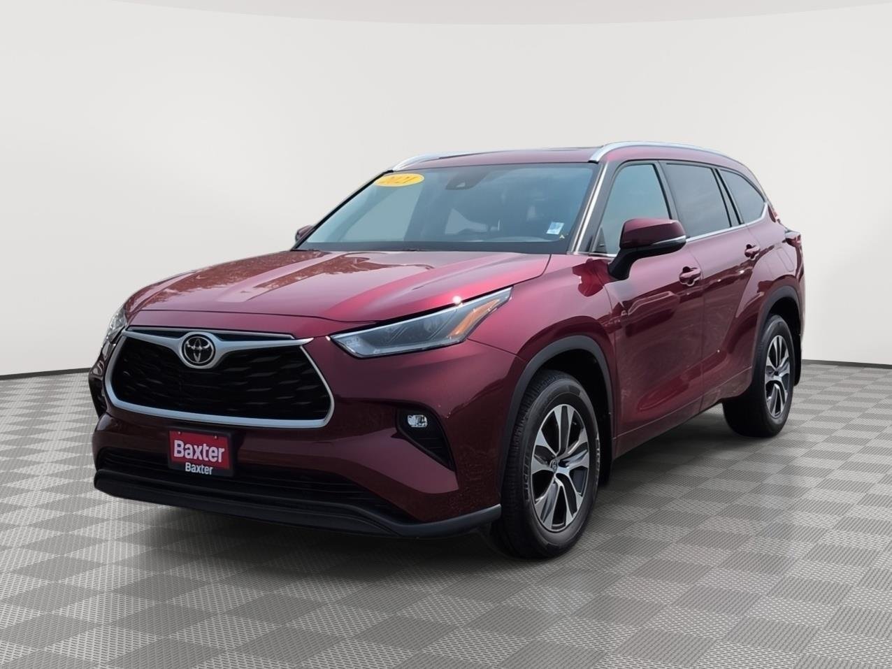 Used 2021 Ruby Flare Pearl Toyota XLE image 20