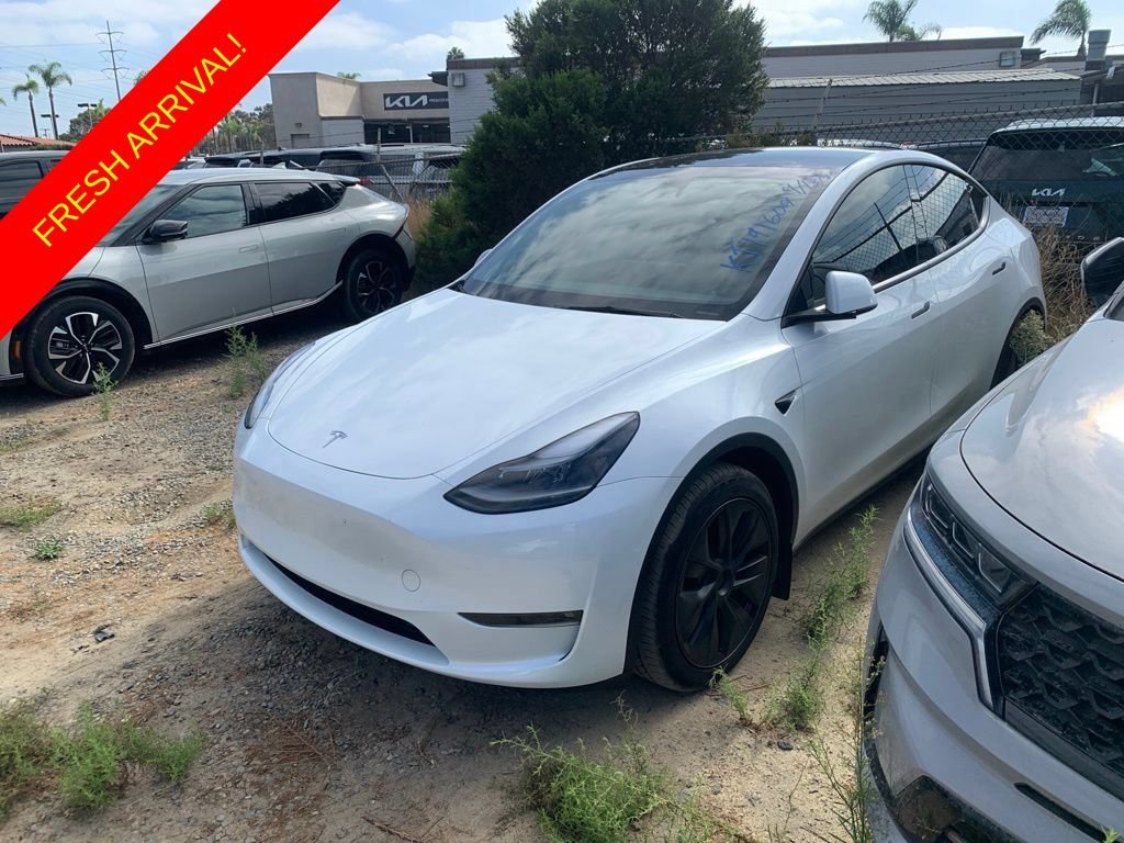 Used 2024 Pearl White Multi-Coat Tesla Long Range image 1