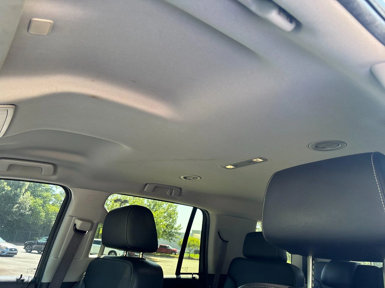 Used 2017 Tungsten Metallic Chevrolet Premier image 31
