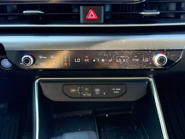 Used 2025  Kia SX image 25