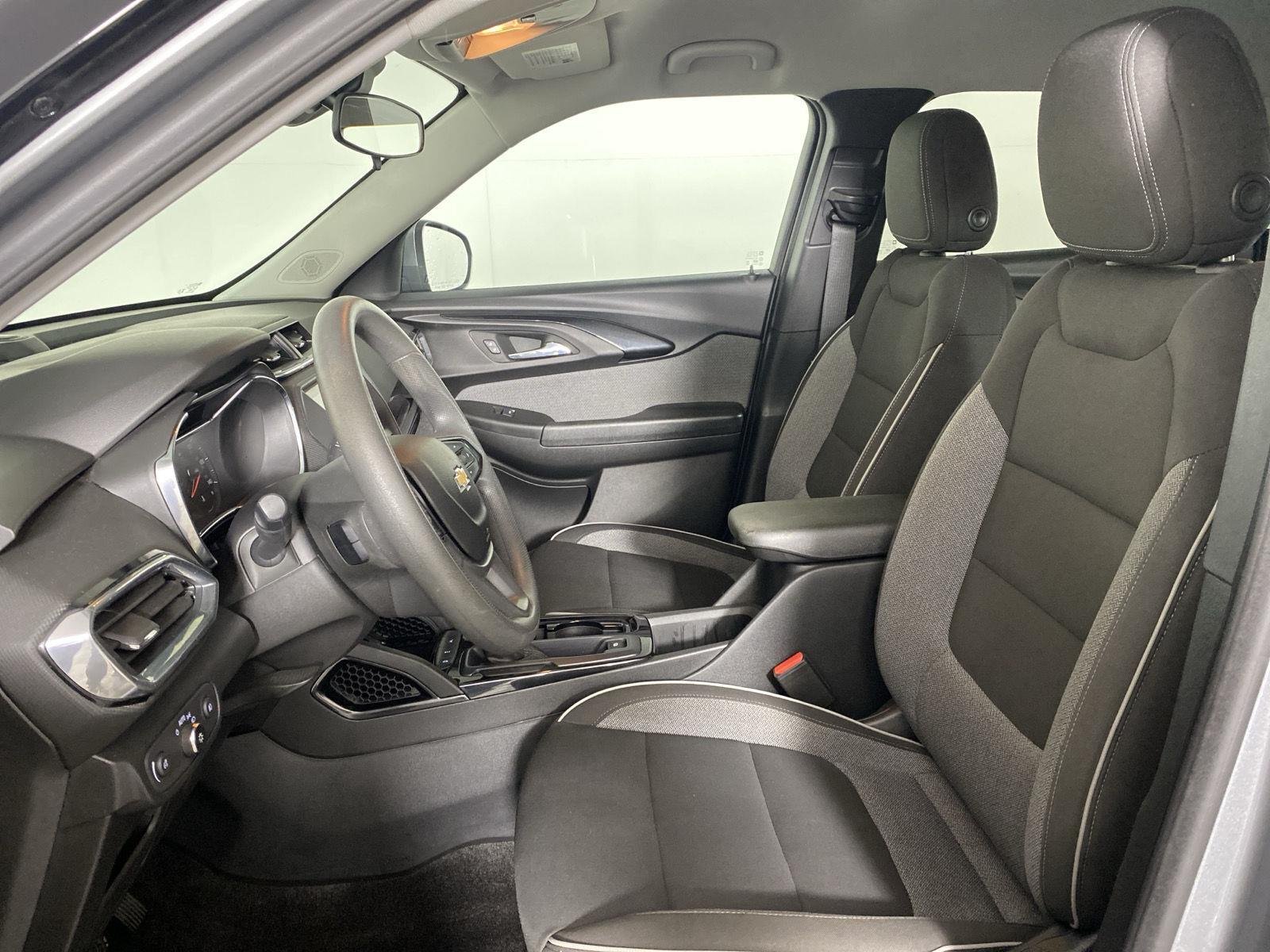 Used 2023 Sterling Gray Metallic Chevrolet LT image 10