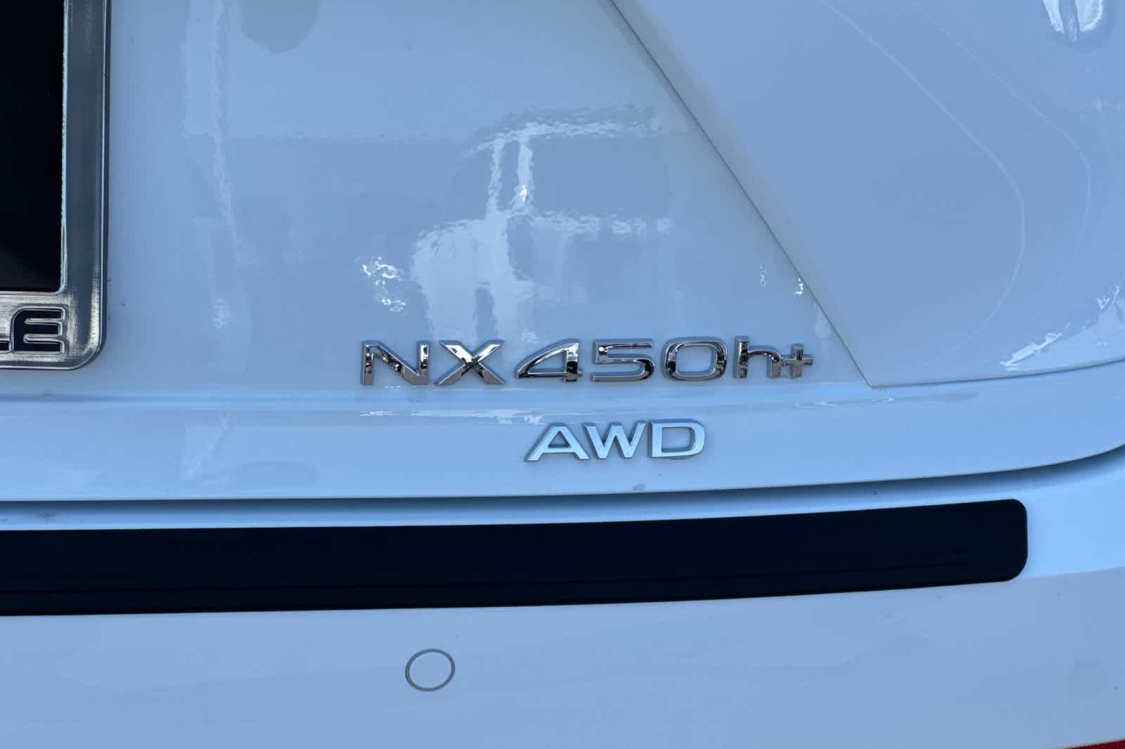 New 2026 Ultra White Lexus NX 450h+ LUXURY AWD image 32