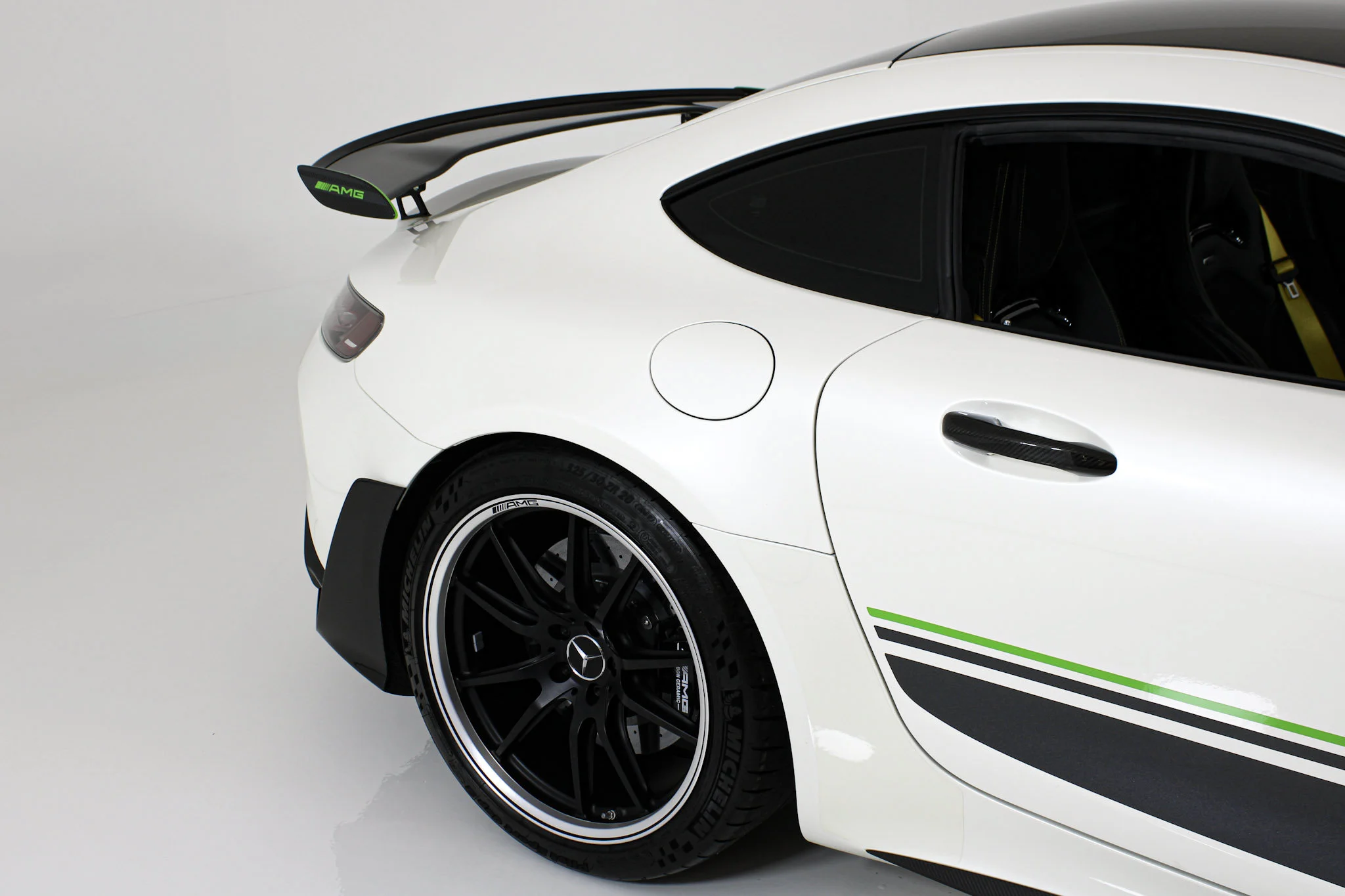 Used 2020 White Mercedes-Benz R PRO image 21