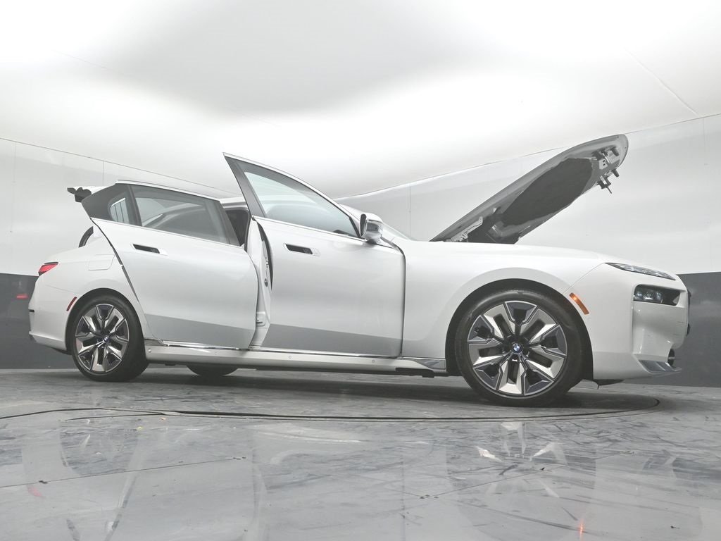 2023 BMW I7 - Image 53