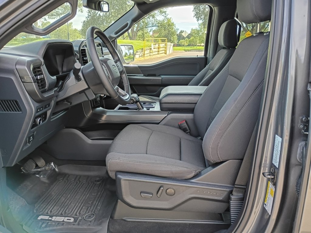 Used 2024 Carbonized Gray Metallic Ford XLT image 24