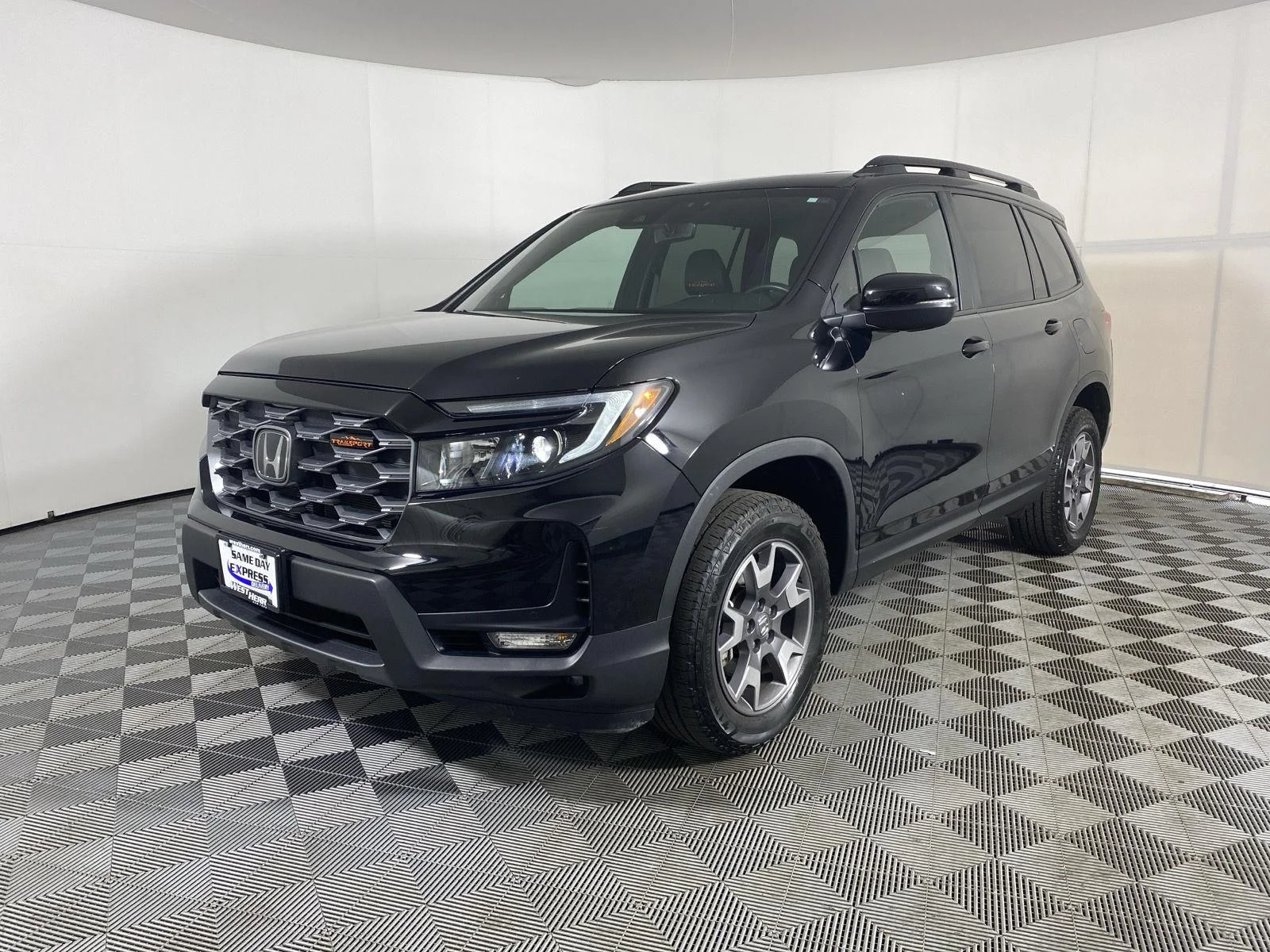 Used 2023 Crystal Black Pearl Honda TrailSport image 3
