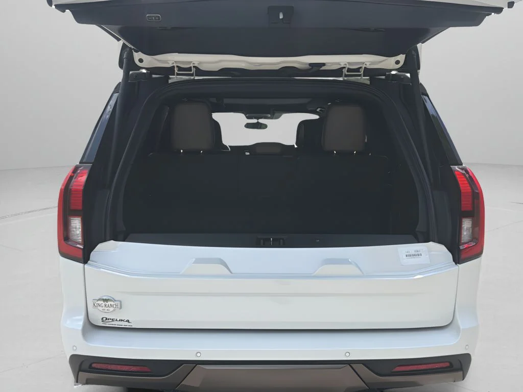 New 2026 Star White Metallic Tri-Coat Ford King Ranch® image 57