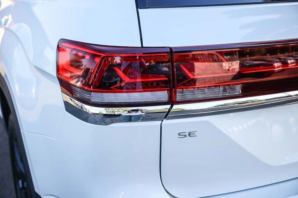 2026 Volkswagen Atlas SE w/Tech - Photo 9