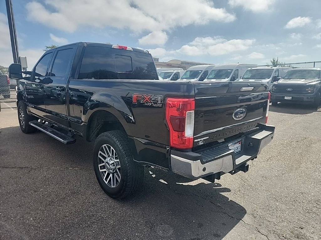Used 2019 Black Ford Lariat image 10