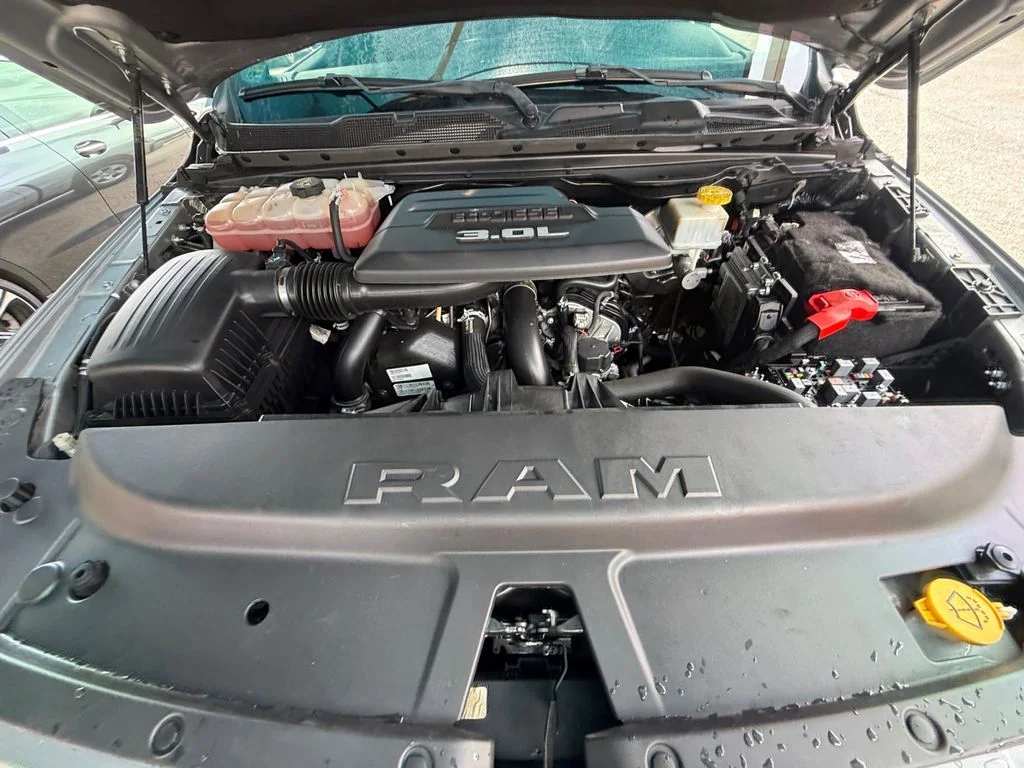 Used 2022 Silver Ram Big Horn/Lone Star image 20