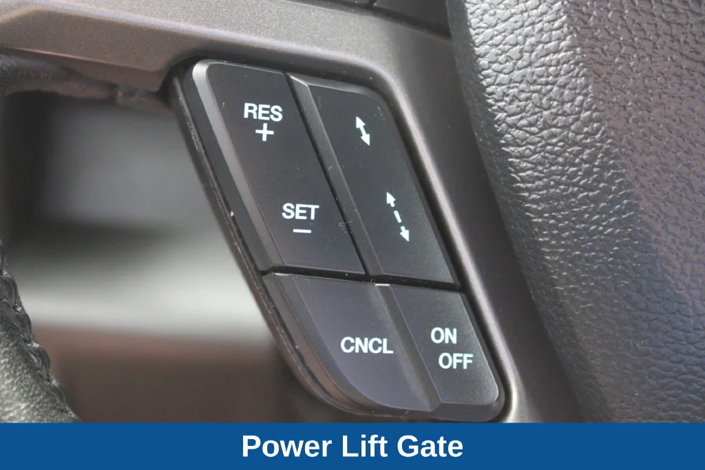 Used 2021 Black Ford XLT image 24