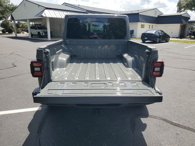 Used 2021 Gray Jeep Mojave image 30